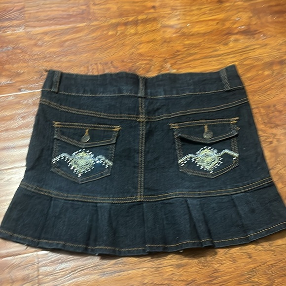 Denim skirt - Picture 2 of 3